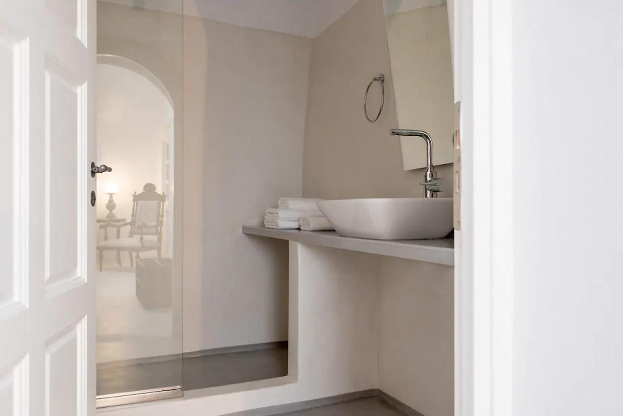Casasantantonio 18Th Century Luxury Mansion Apartment Fira  Exterior photo