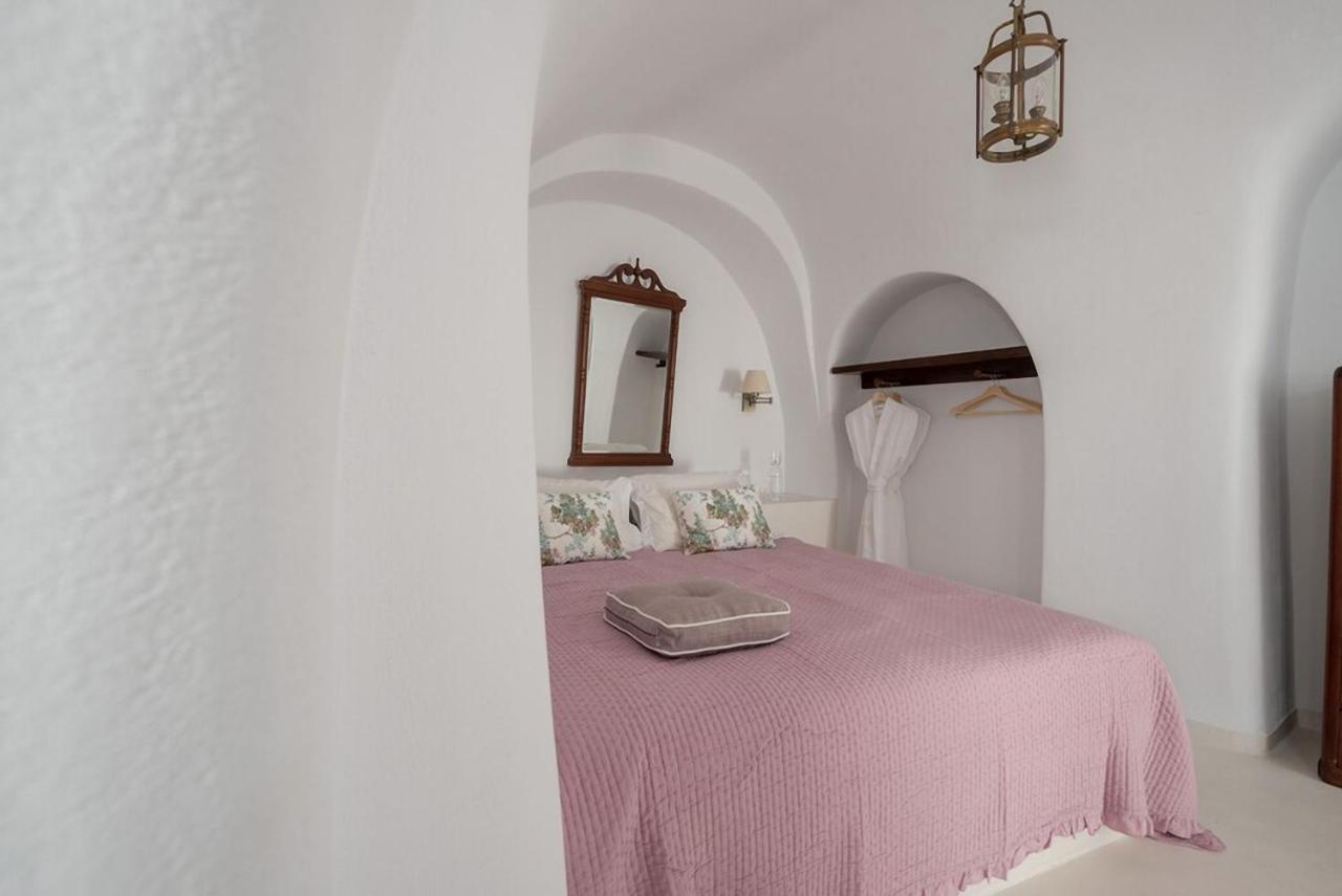 Casasantantonio 18Th Century Luxury Mansion Apartment Fira  Exterior photo