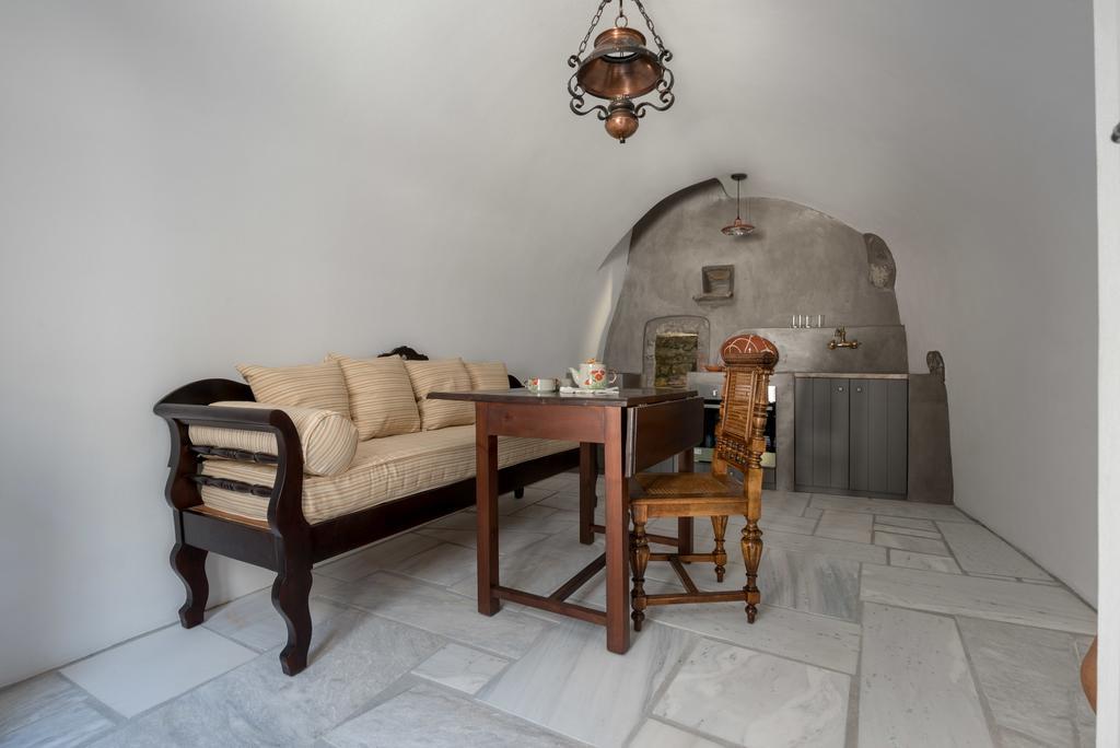 Casasantantonio 18Th Century Luxury Mansion Apartment Fira  Exterior photo