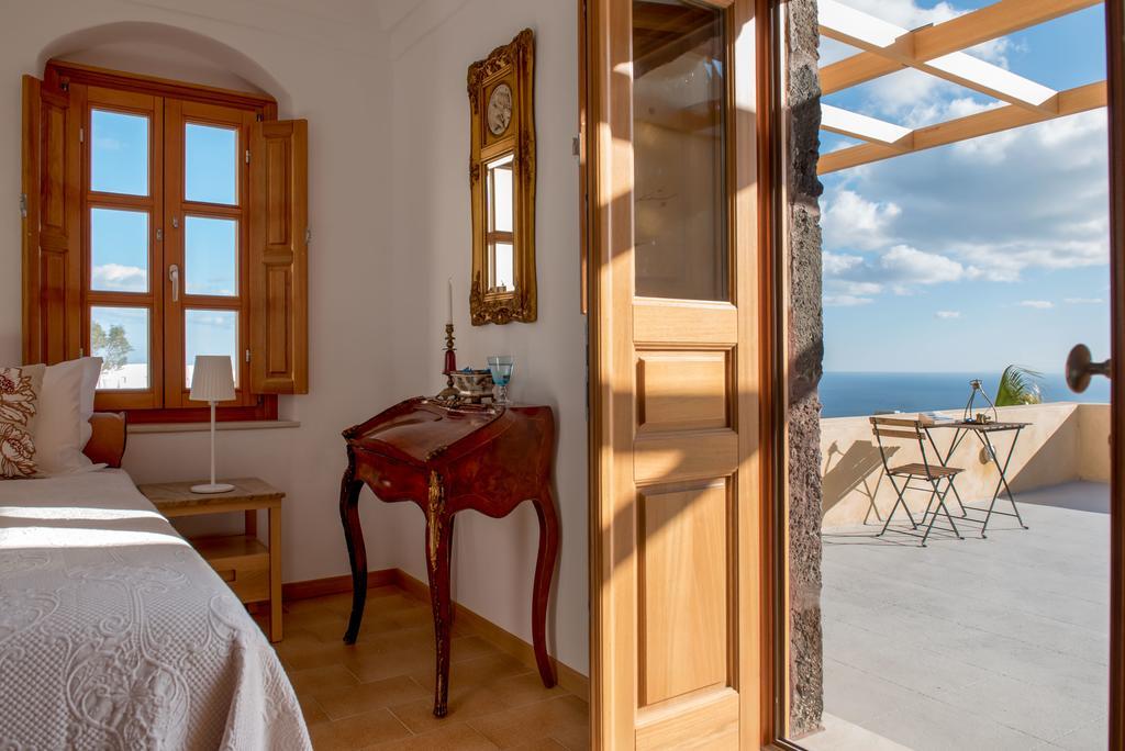 Casasantantonio 18Th Century Luxury Mansion Apartment Fira  Exterior photo